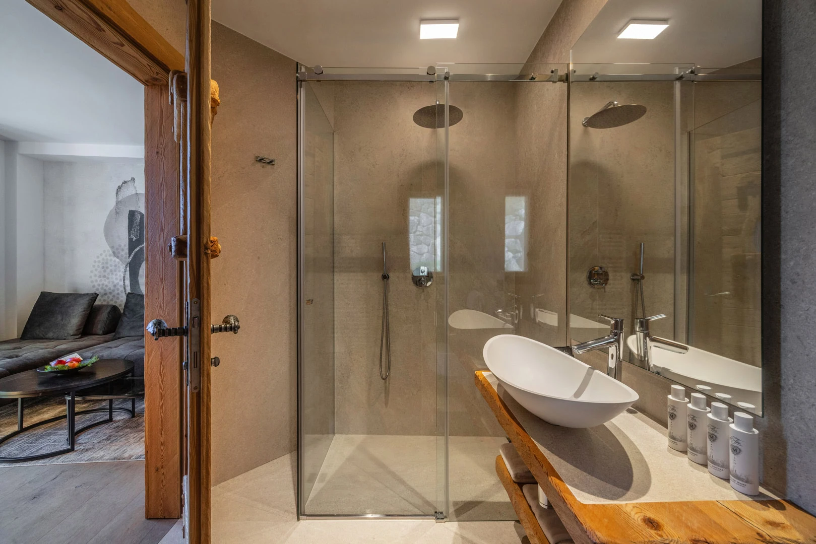 Immagine senza descrizione